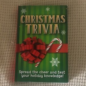 Paperback Christmas Trivia Book